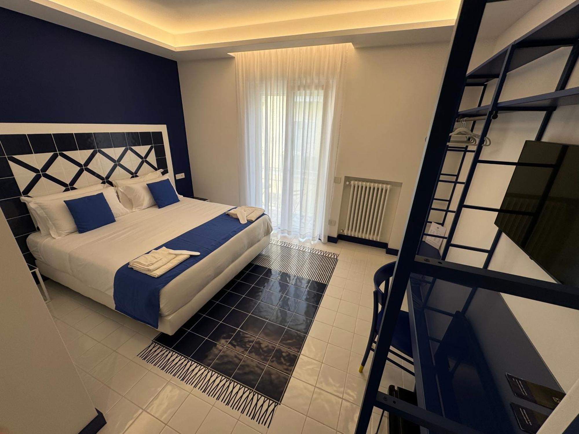 Casa Di Napoli - Sorrento Bed & Breakfast ภายนอก รูปภาพ
